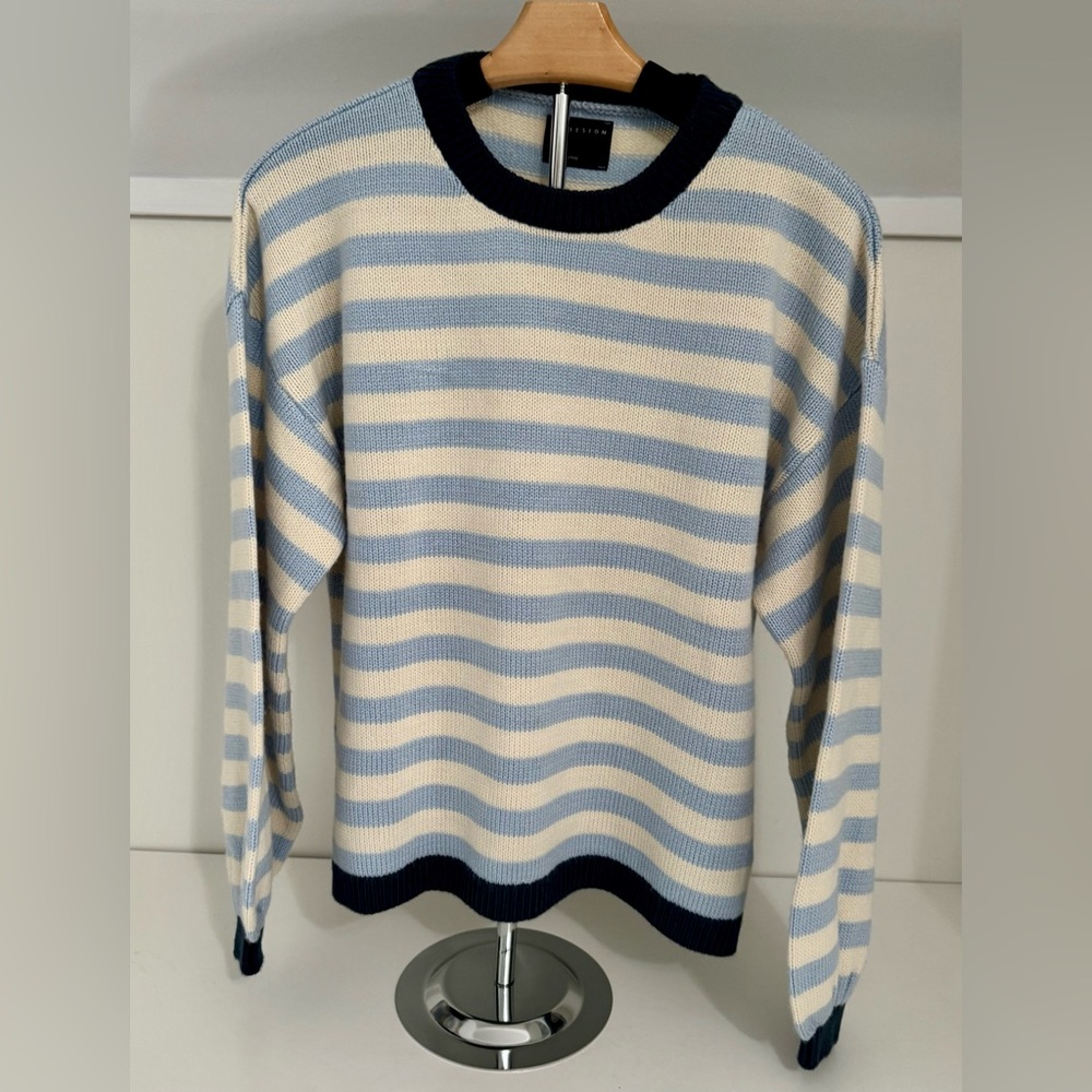 ASOS Design Knitted Sweater in Blue and Cream Stripe Balloon-Sleeve NWOT Size:XS - Picture 5 of 9